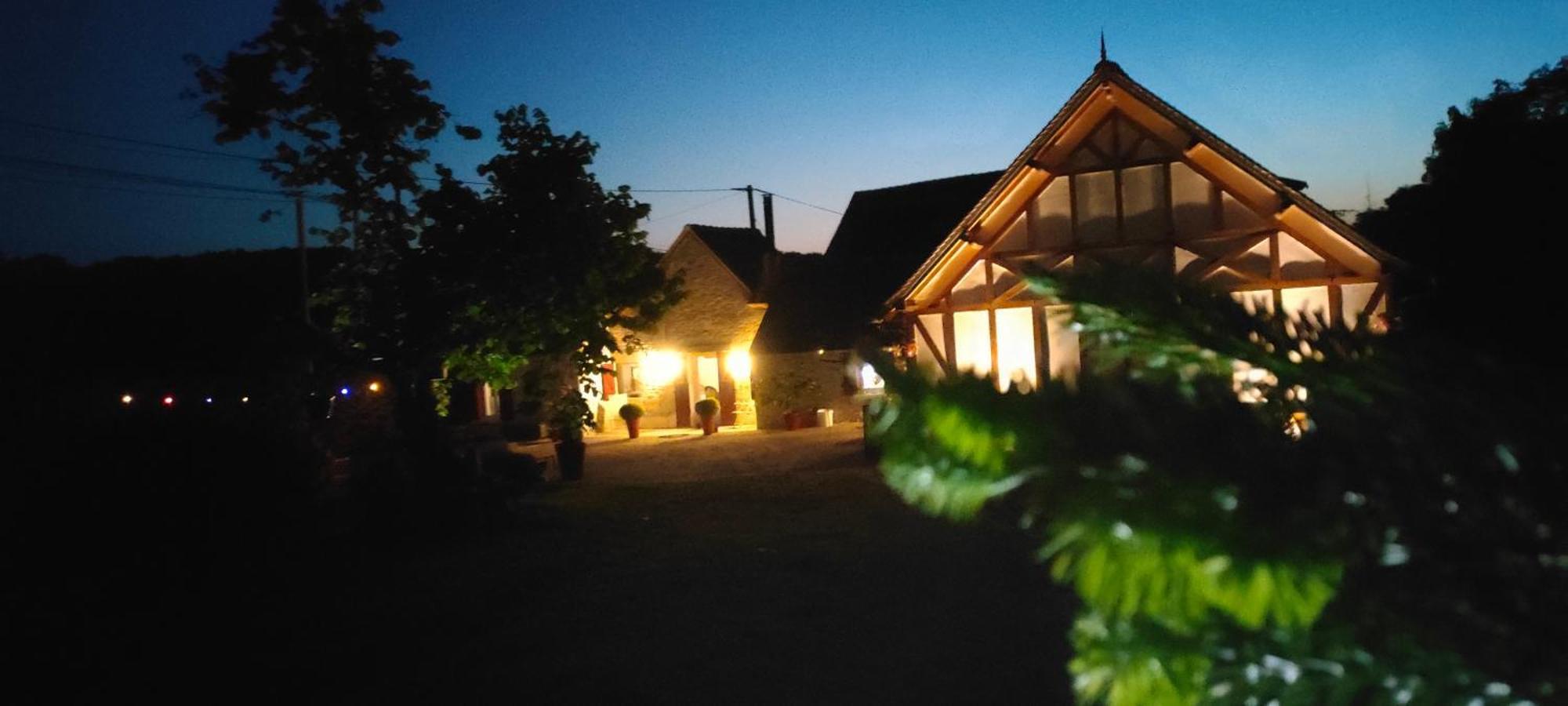 Les Lys Jolie Suite Parentale Privative Deux Adultes Avec Sdd Pertheville-Ners Kültér fotó