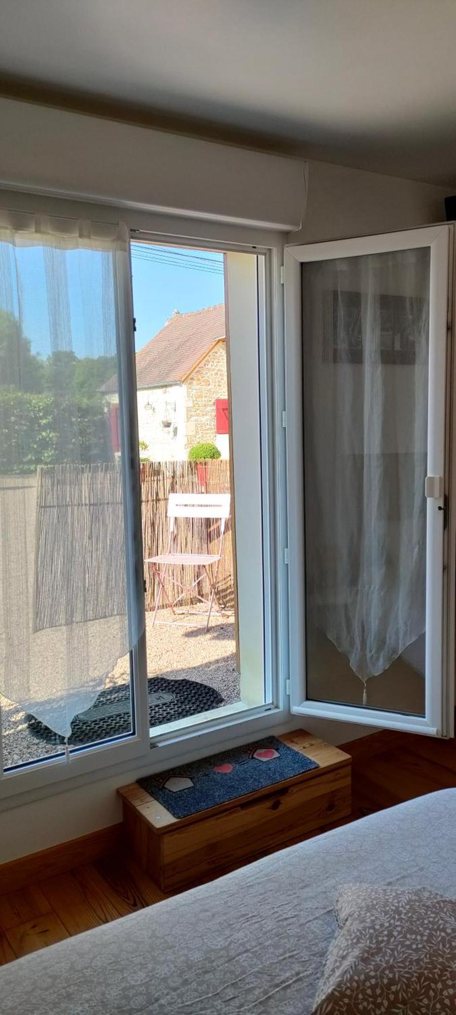 Les Lys Jolie Suite Parentale Privative Deux Adultes Avec Sdd Pertheville-Ners Kültér fotó